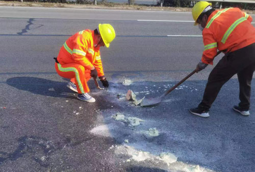 咸宁公路下沉注浆加固